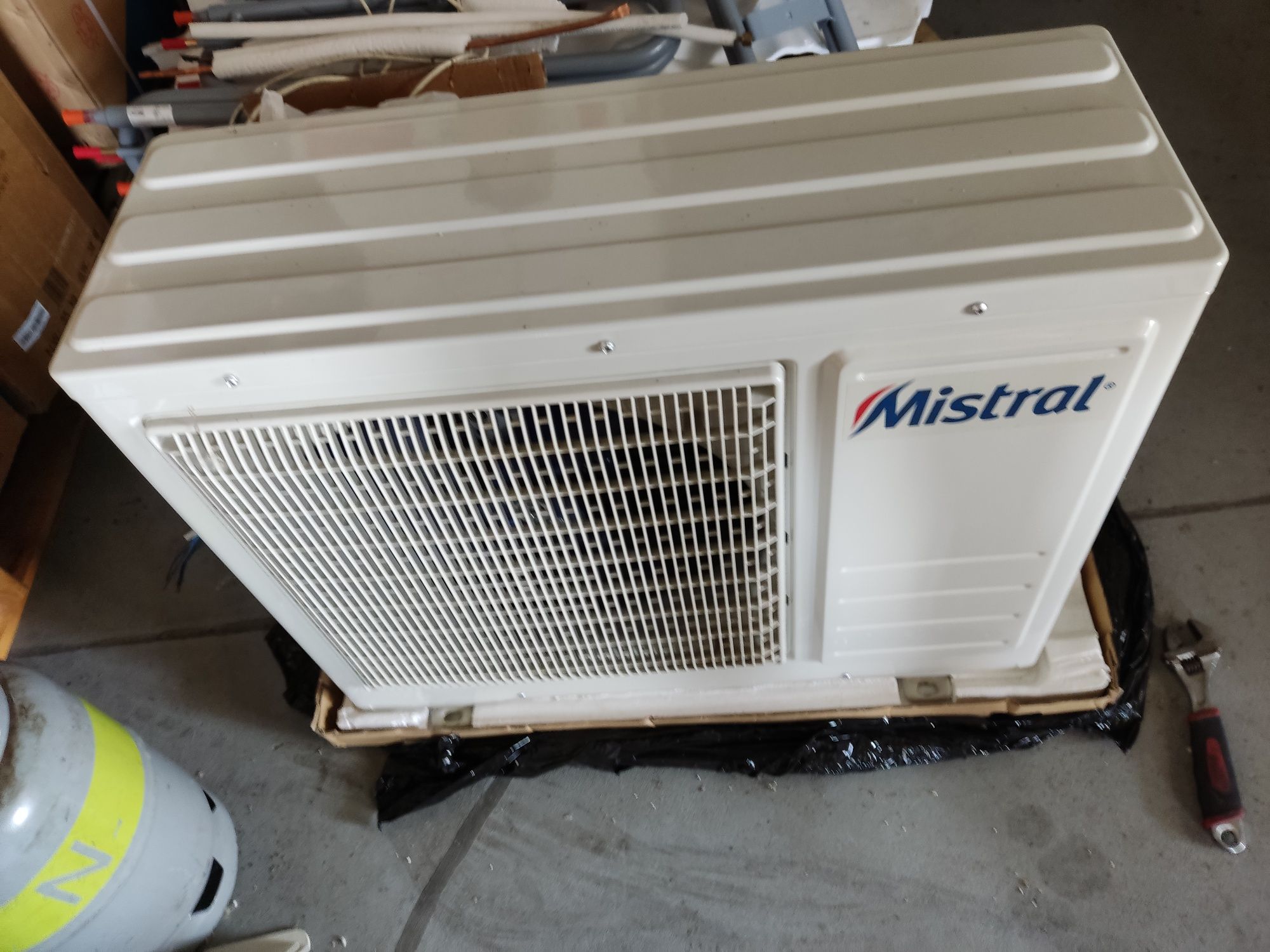 Nowy klimatyzator sufitowy Mistral 3,5kw