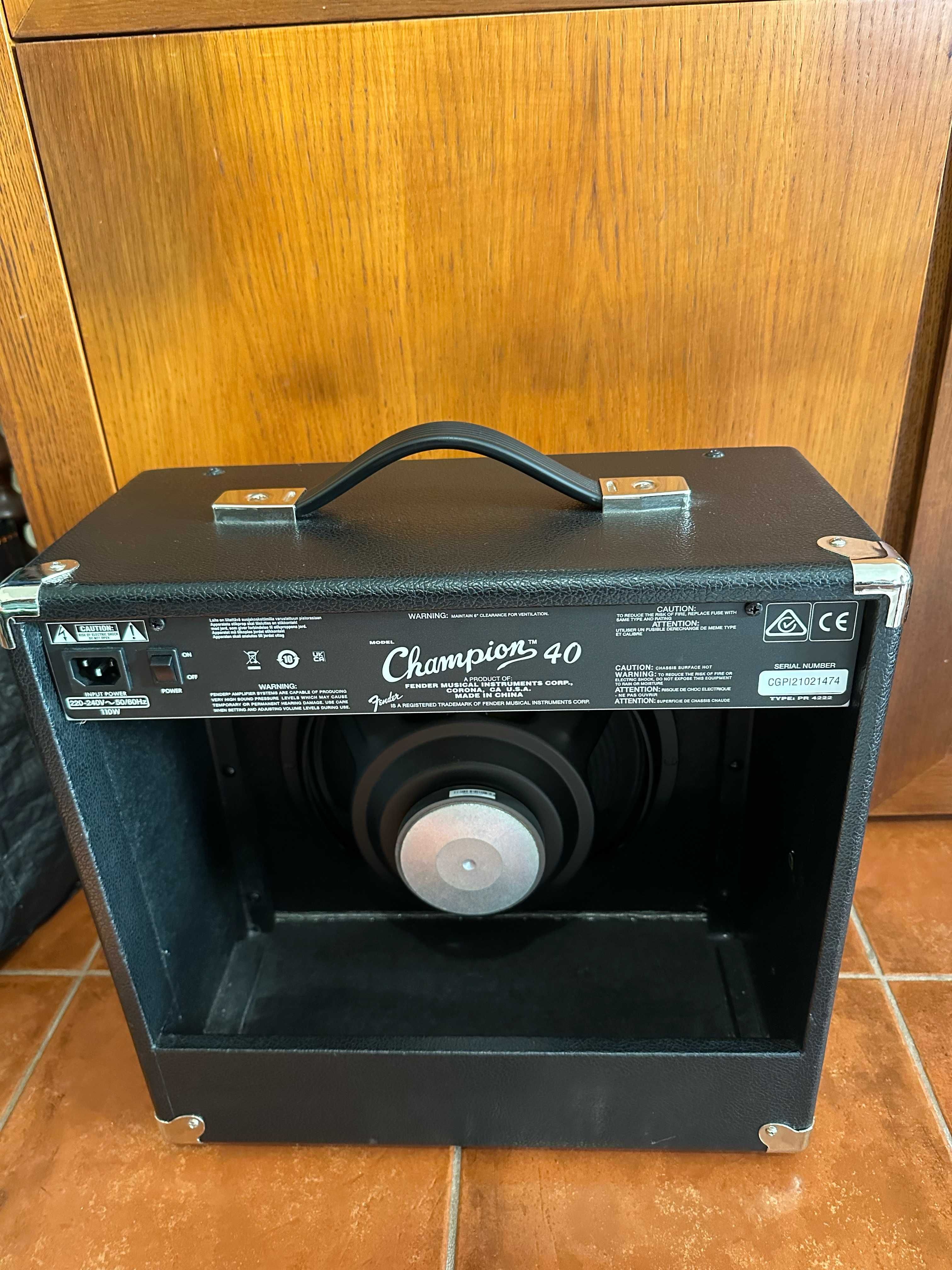 Amplificador Combo Fender Champion 40