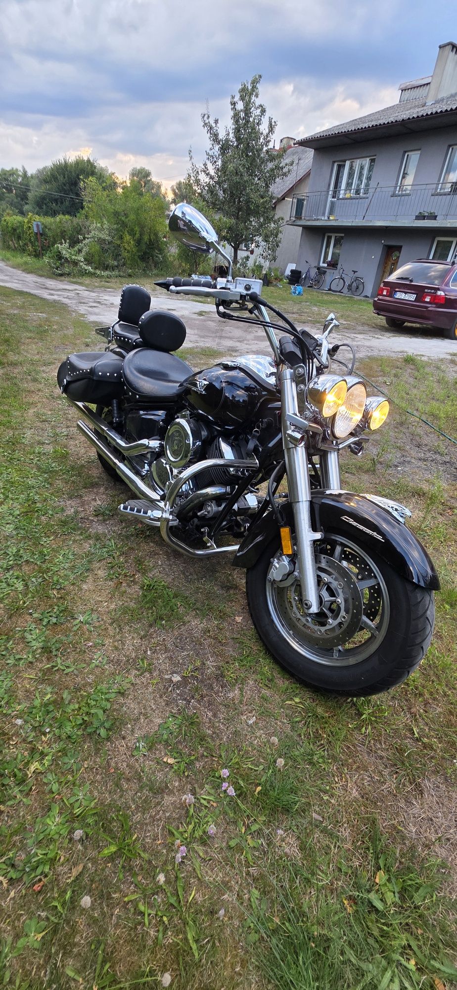 Yamaha XVS 1100 V star