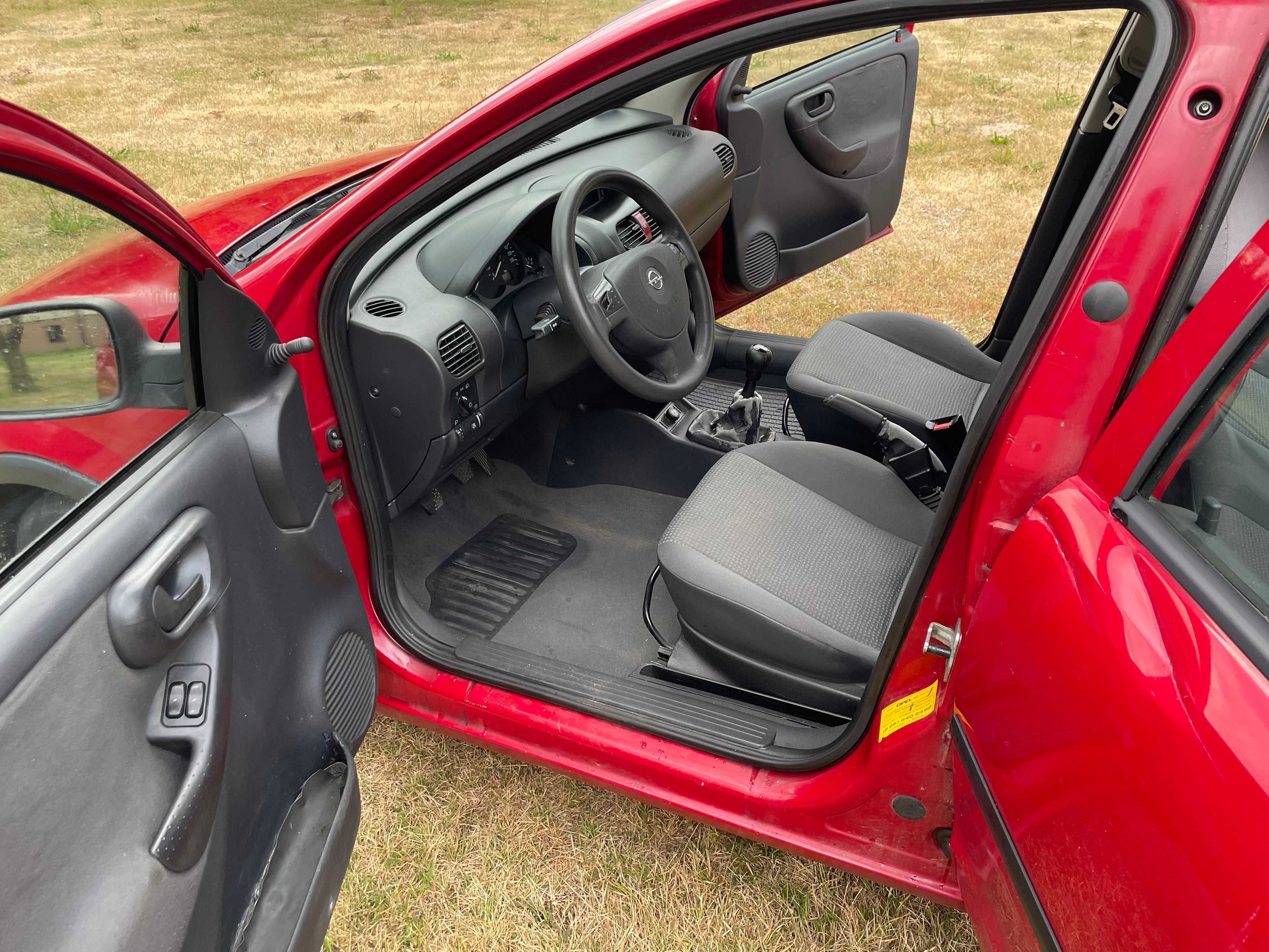 Opel Corsa, wymieniony rozrząd, dwa komplety opon