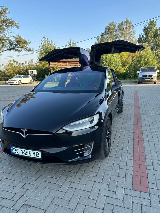 Tesla Model X Dual Motor 2017 Європа