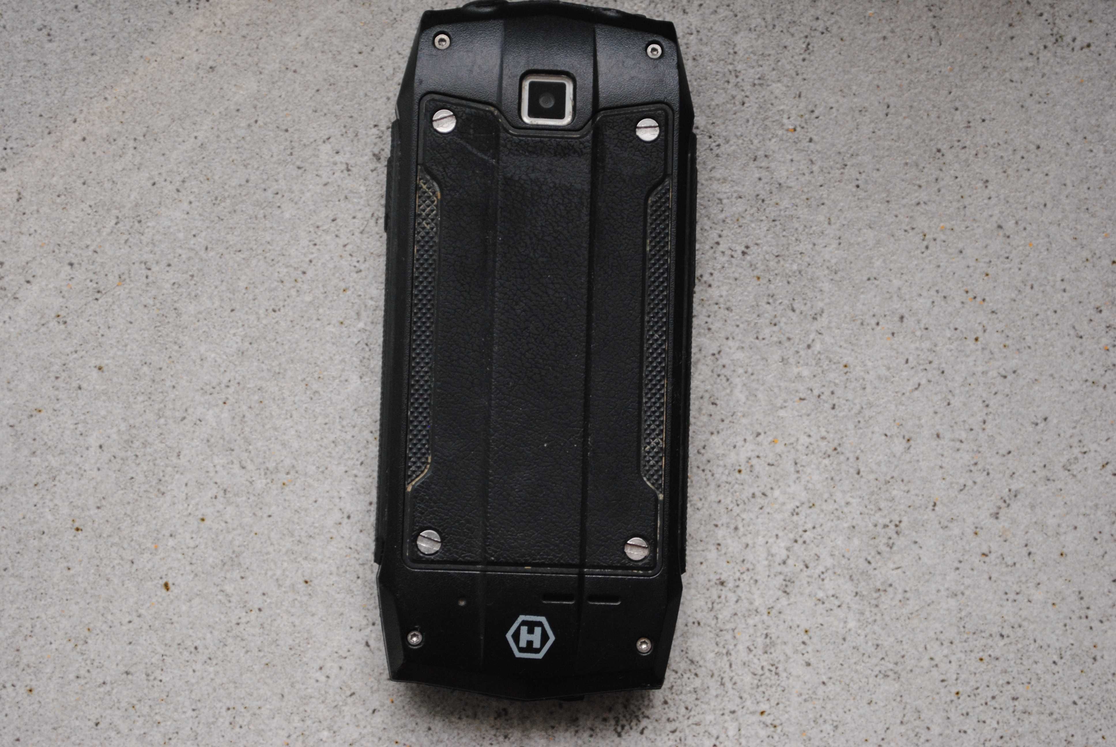Telefon komórkowy HAMMER 3 dual sim