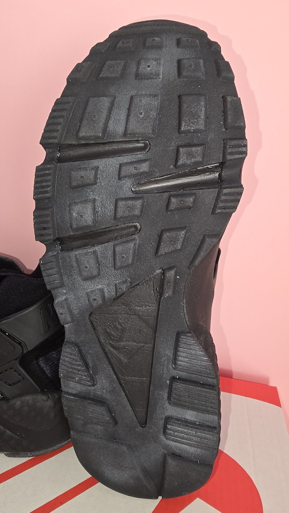 Sneakersy sportowe Nike Air Huarache Run rozmiar 36.5 / wkładka 23 cm