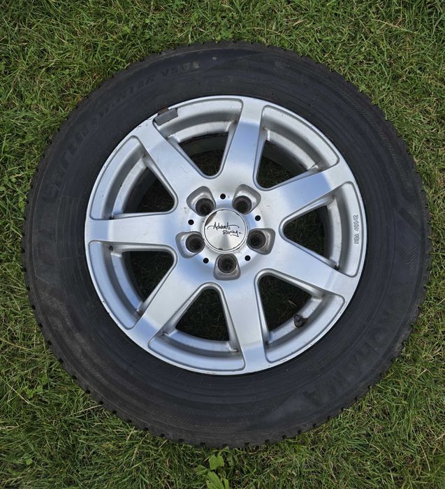 Opony zimowe Yokohama BluEarthWinterV906 195/65R1591T alufelgipokrowce