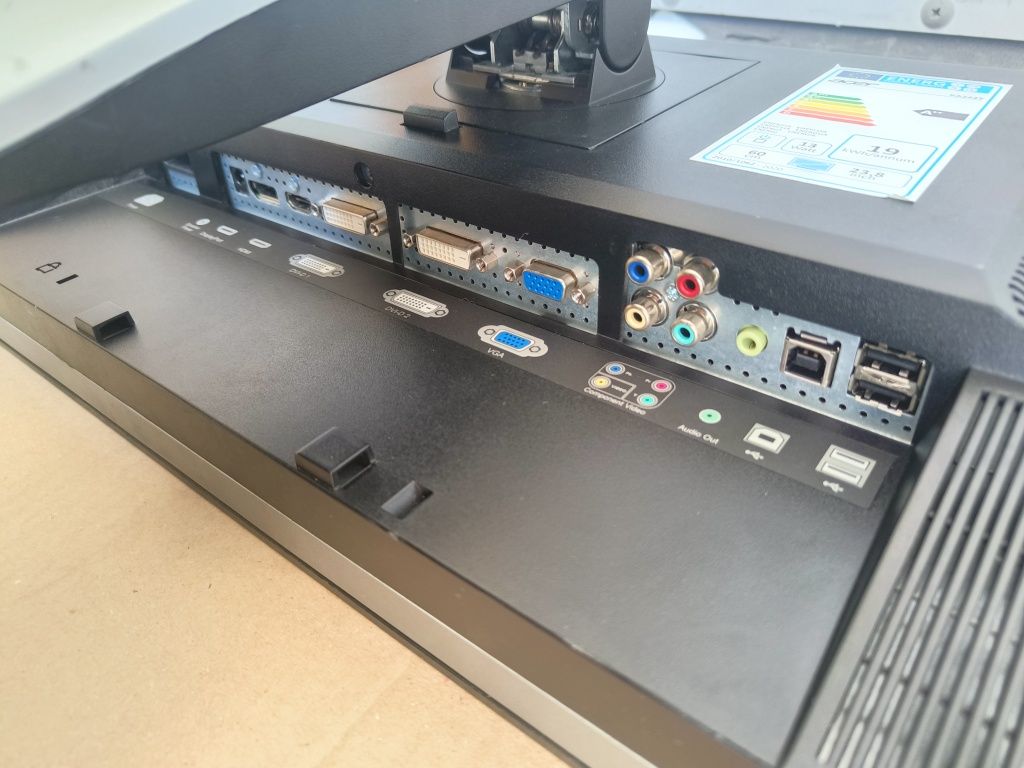 Монітор 24" DELL UltraSharp U2410F, уценка
