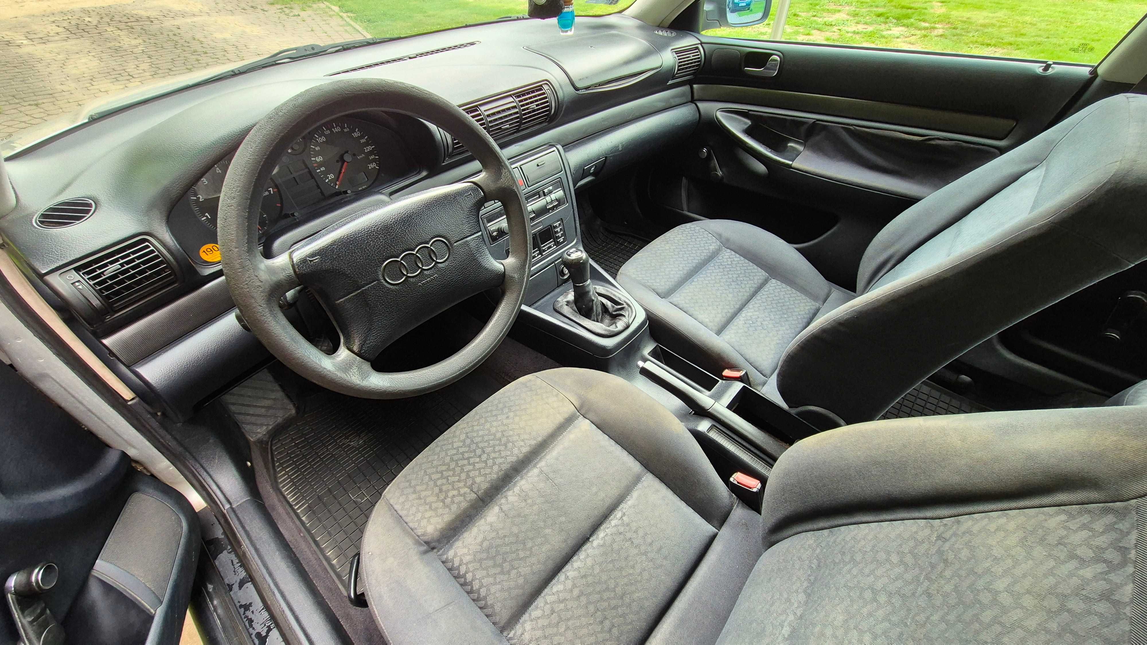 Audi A4 B5 1.6 z gazem klimatyzacja
