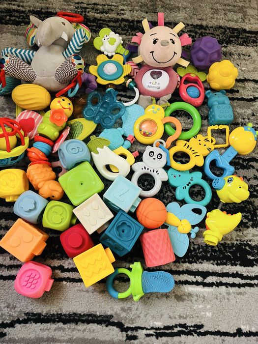 Іграшки для діток