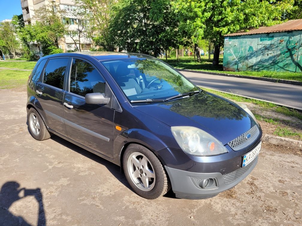 Ford Fiesta MkVI 2008 року (пробіг 156 тис.) км.)