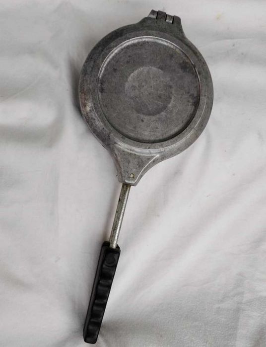 Орешница горішниця радянських часів форма для випічки горішків