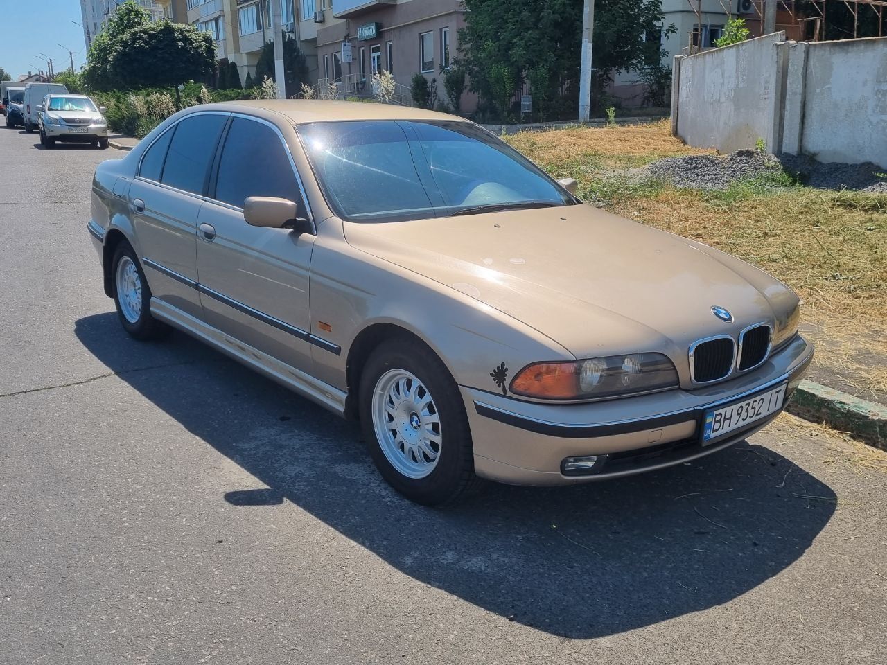BMW  E39 520i .БМВ 2.2 інж. Е39.