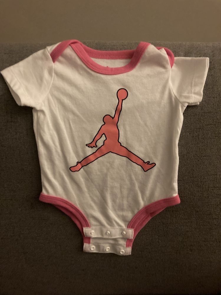 Ciuszki air jordan body 0-3 miesiace 56-62cm