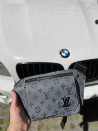 Бананка Louis Vuitton