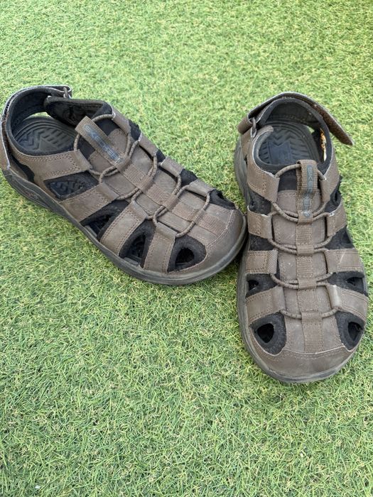Sandálias Skechers tam. 39,5