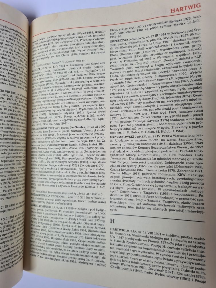 Literatura polska - Przewodnik encyklopedyczny