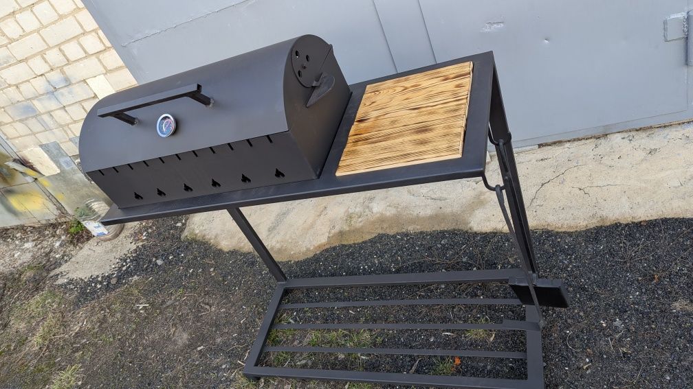 Мангал стаціонарний на 11 шампурів 4 мм на дачу BBQ мангал с кришкой
