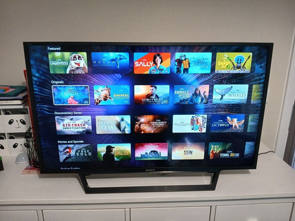 Telewizor Sony Android YouTube Netflix Wifi polecenia głosowe 200hz