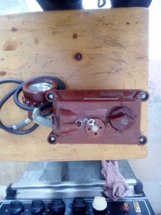 Продам світильник СГВ-21У