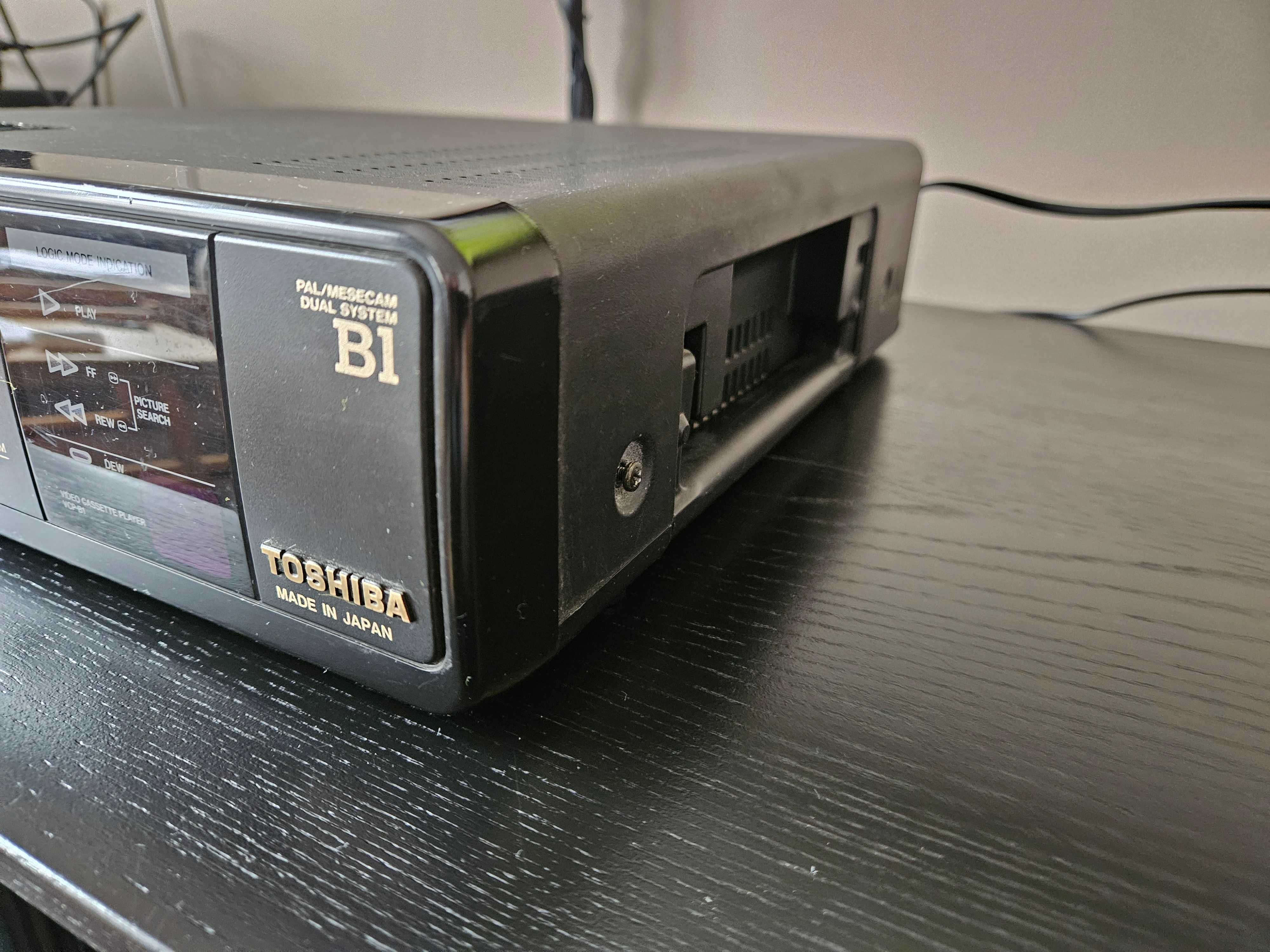 Odtwarzacz kaset wideo video VHS Toshiba VCP-B1CZ + PILOT