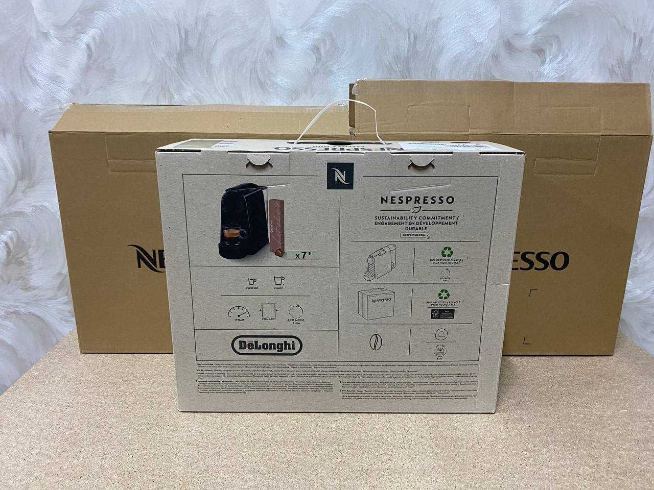 Капсульна кавоварка еспресо Delonghi Nespresso Essenza Mini EN85.B