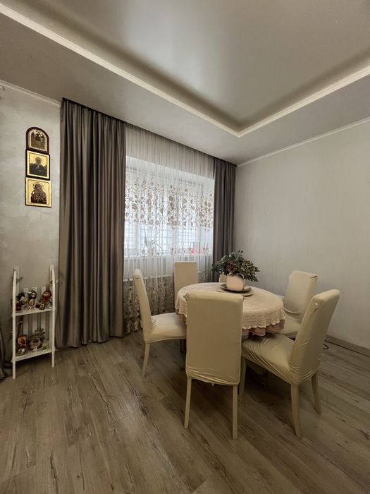 Продаж квартири в районі вул. Собранецької