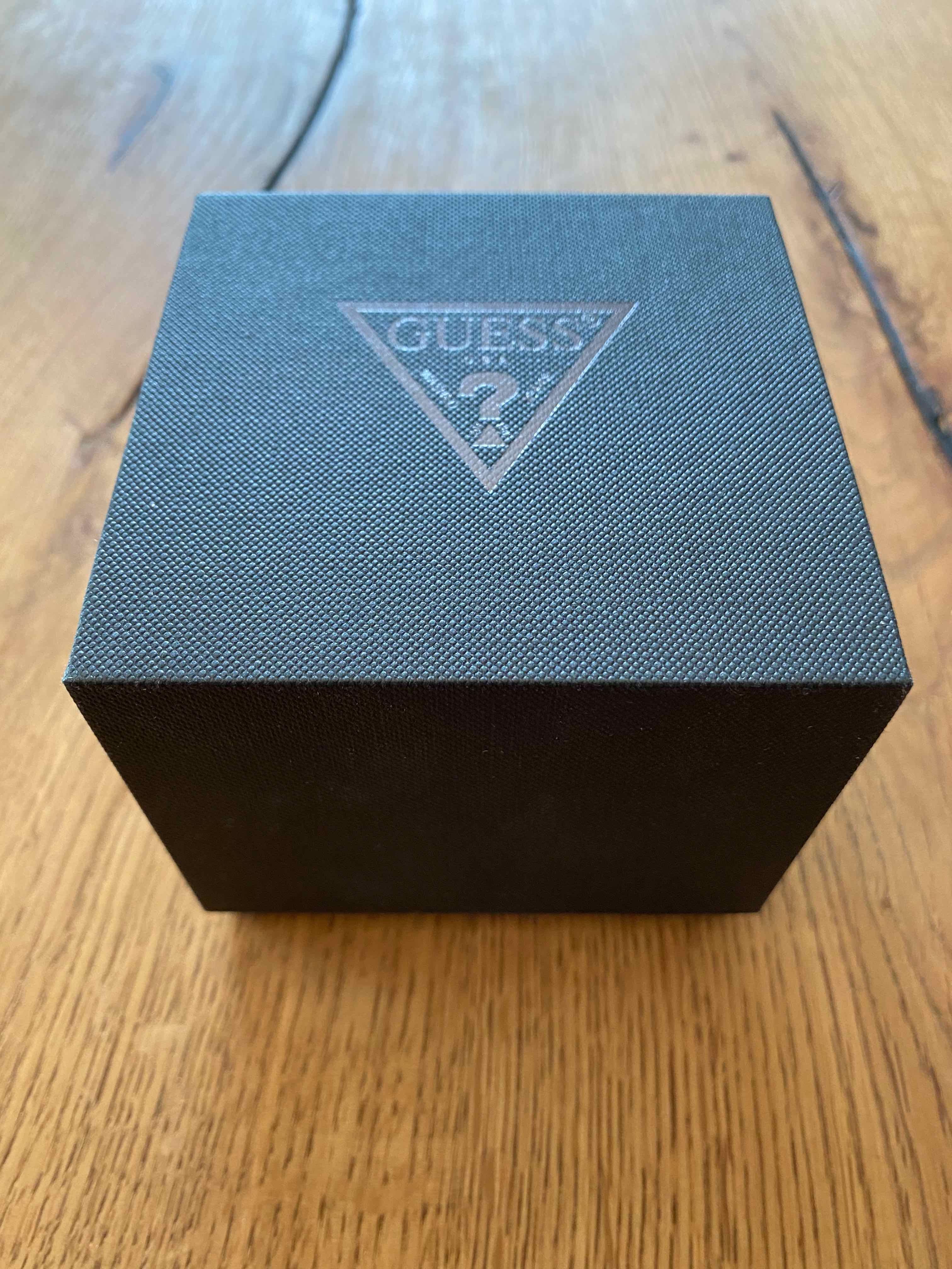 Relógio Homem Guess - bracelete metal cinza