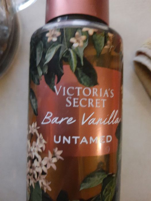 Бутылочки, флакончики, баночки от парфюмов