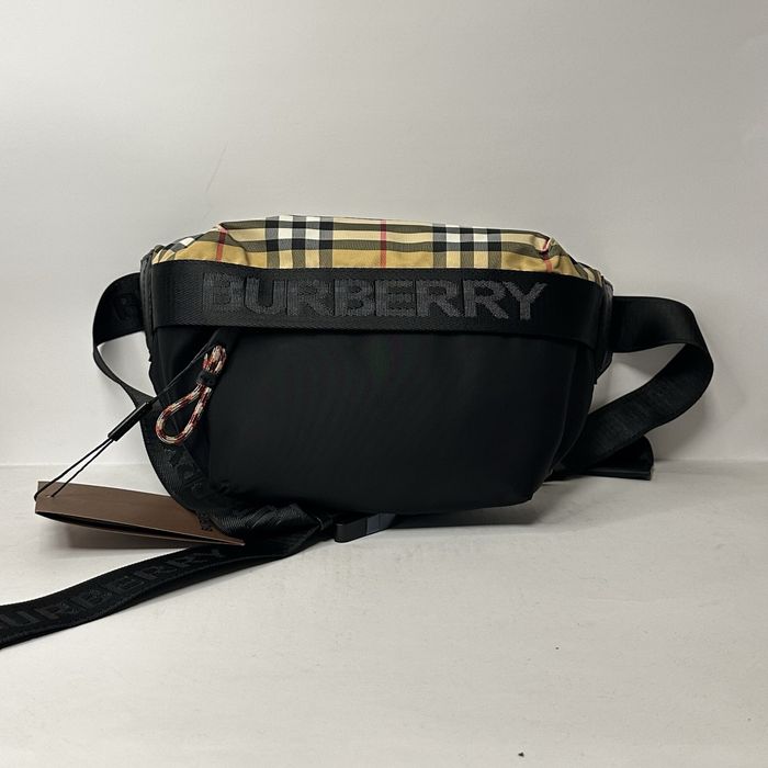 Сумка бананка burberry