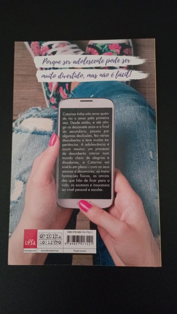 Livro "Socorro sou uma adolescente!" de Ana Luísa Pais