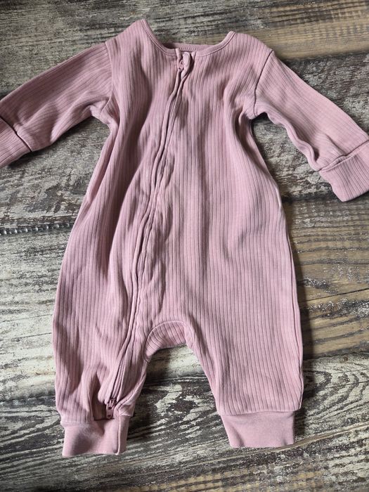 Pajacyk niemowlęcy dla dziewczynki NEXT,  rozm. 0-3 m