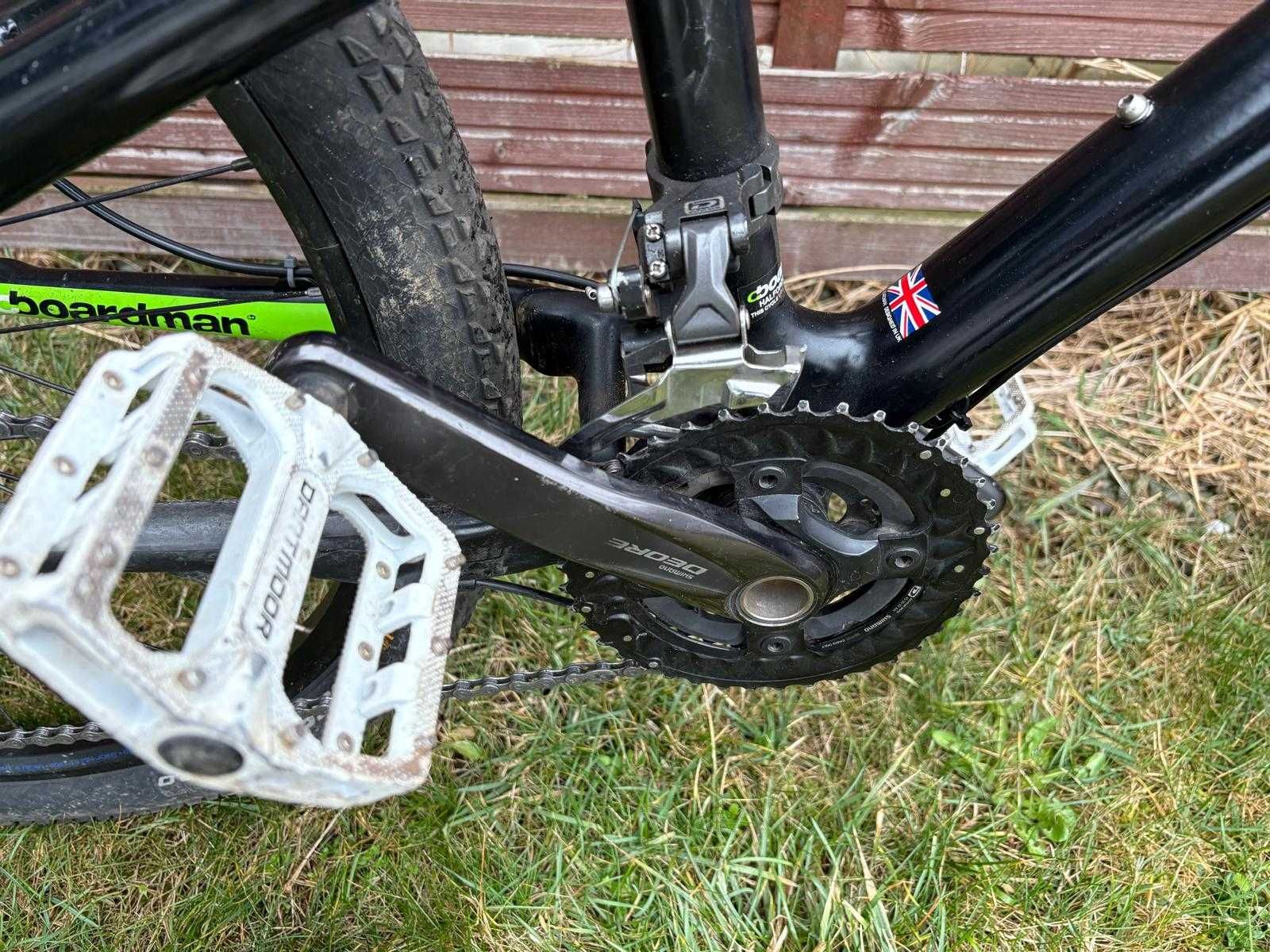 Rower Brytyjskiej marki cboardman PRO FULL MTB Rox Shox L