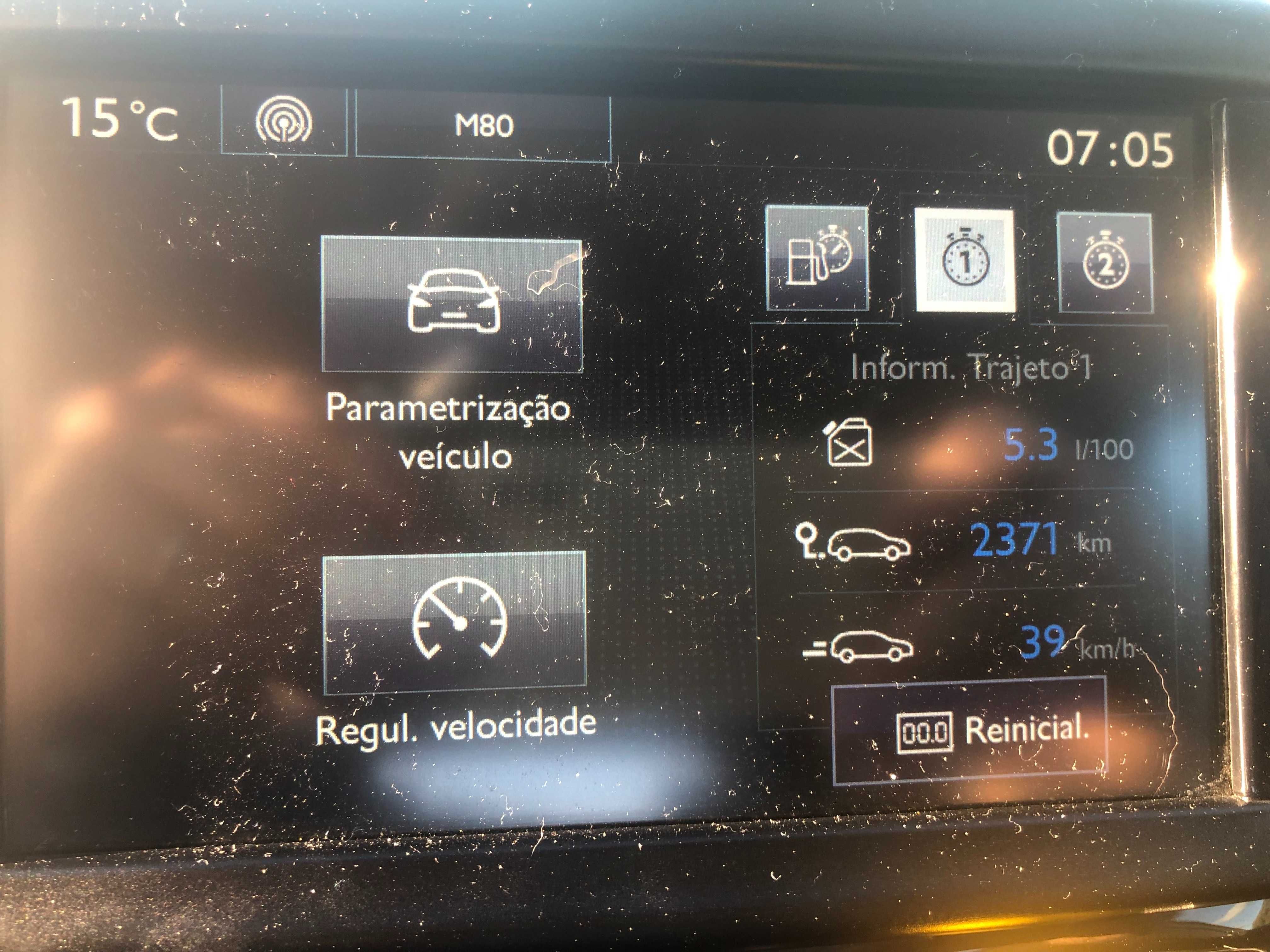 Peugeot 208 1.4 HDI Active - Como novo