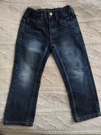 Spodnie jeansowe 98/104
