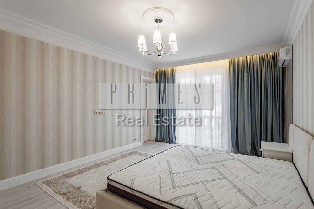 Продаж/Будинок/750 м2/Крюківщина/вул. Молодіжна, 3/Києво-Святошинський