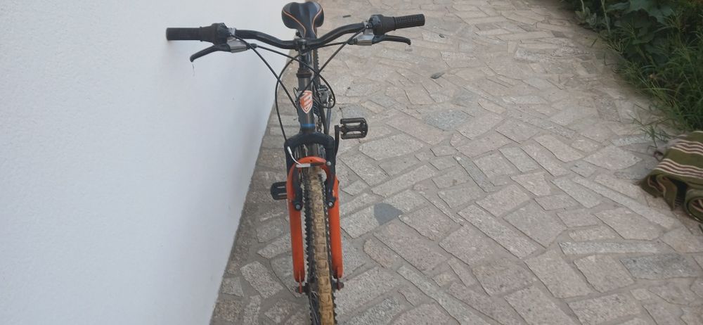 Bicicleta MTB EMT