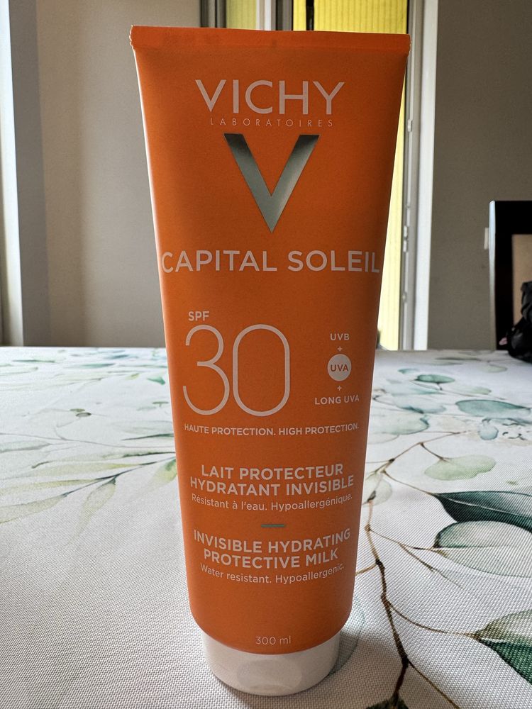 Vichy Capital Soleil SPF 30 ochronne mleczko do twarzy i ciała 300 ml
