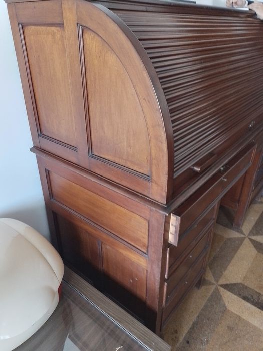 Movel Secretária antiga