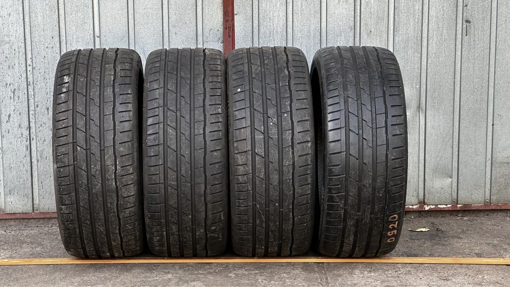 4 sztuki opon Hankook - Ventus S1 Evo 3, K127 235/40R19 96 W