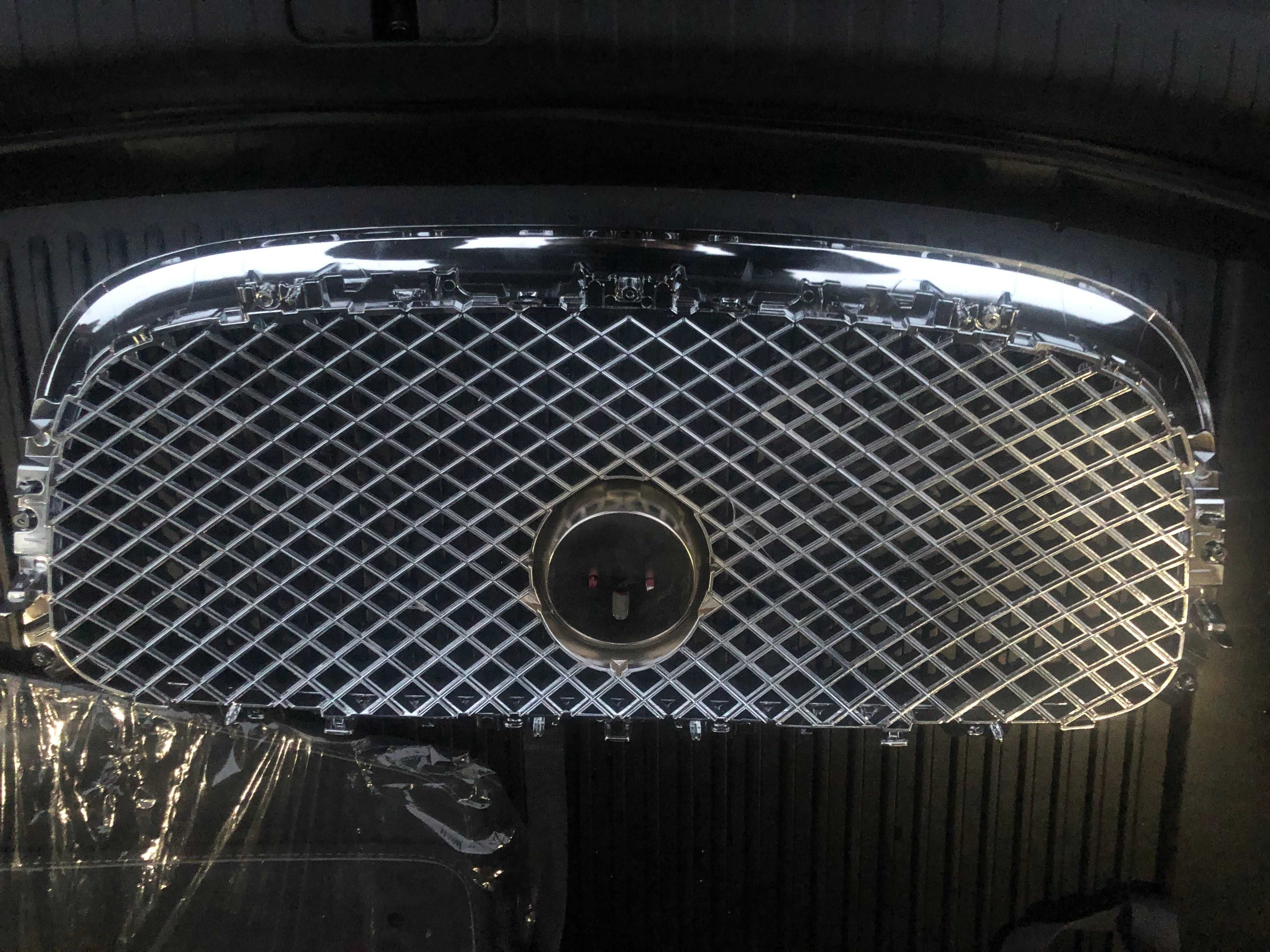 Решетка передняя Jaguar XF 2012-2015