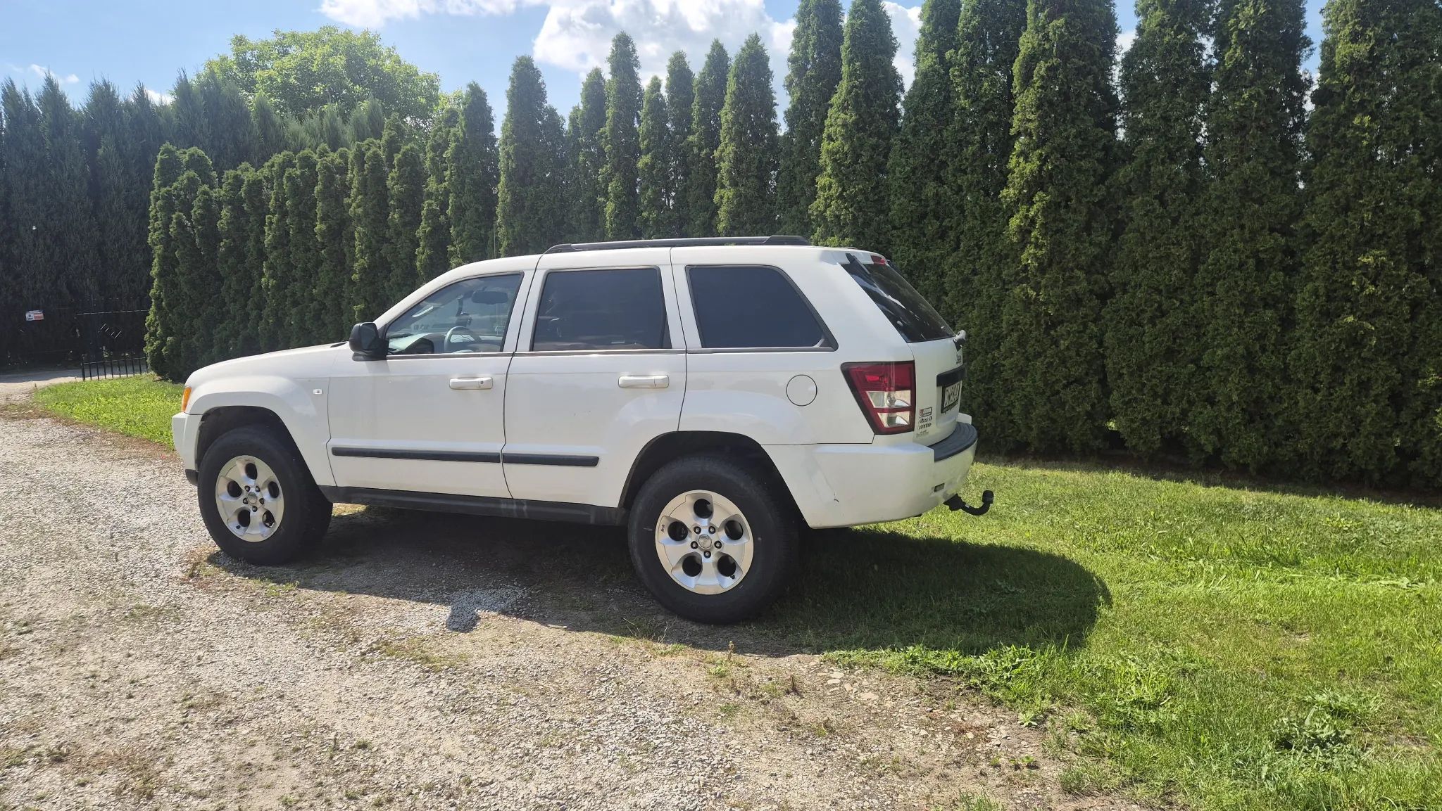 Jeep Grand Cherokee Jeep Grand Cherokee Biały Godny Polecenia