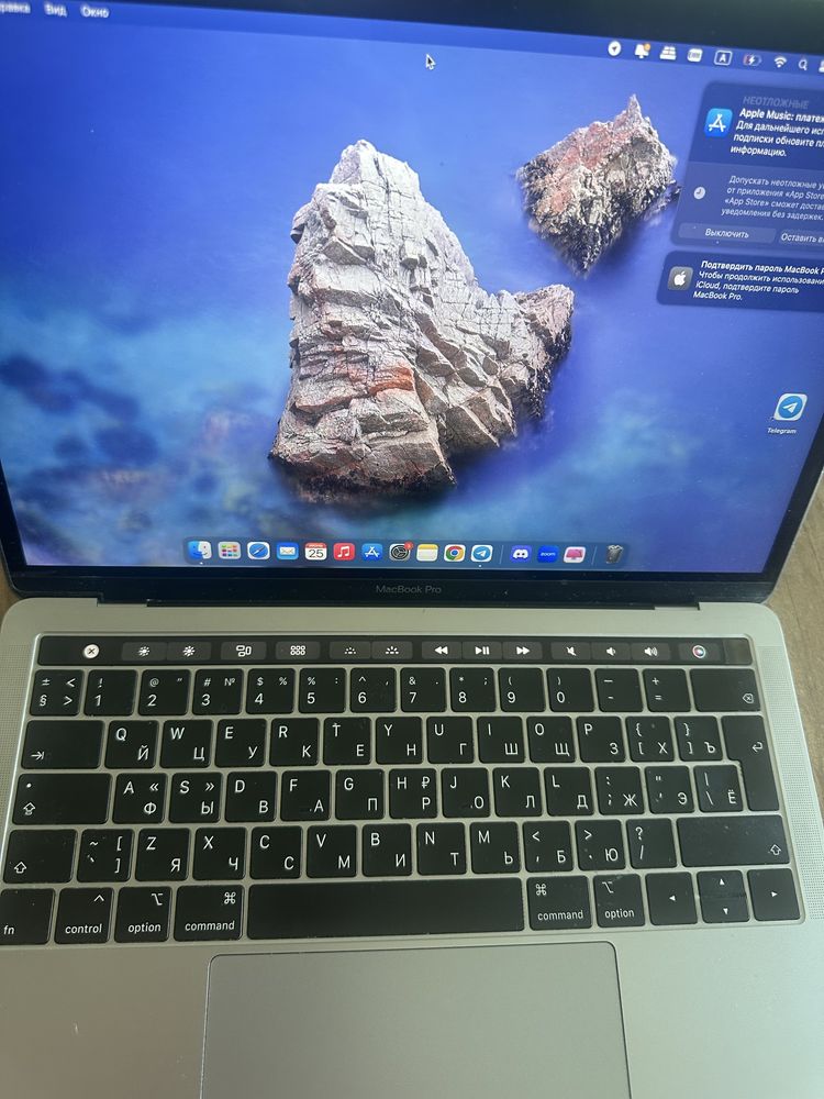 Macbook Pro 13 Touchbar i5/8gb/128gb