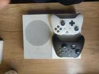 Xbox one s 1TB +pad