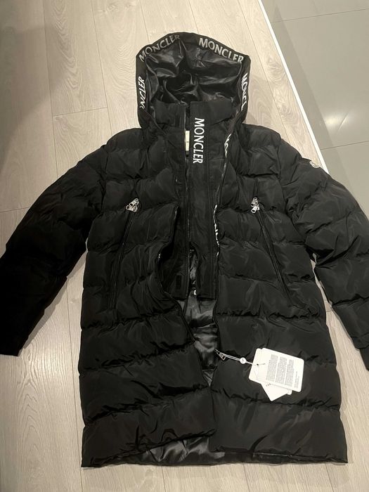 Casaco Moncler novo com etiqueta
