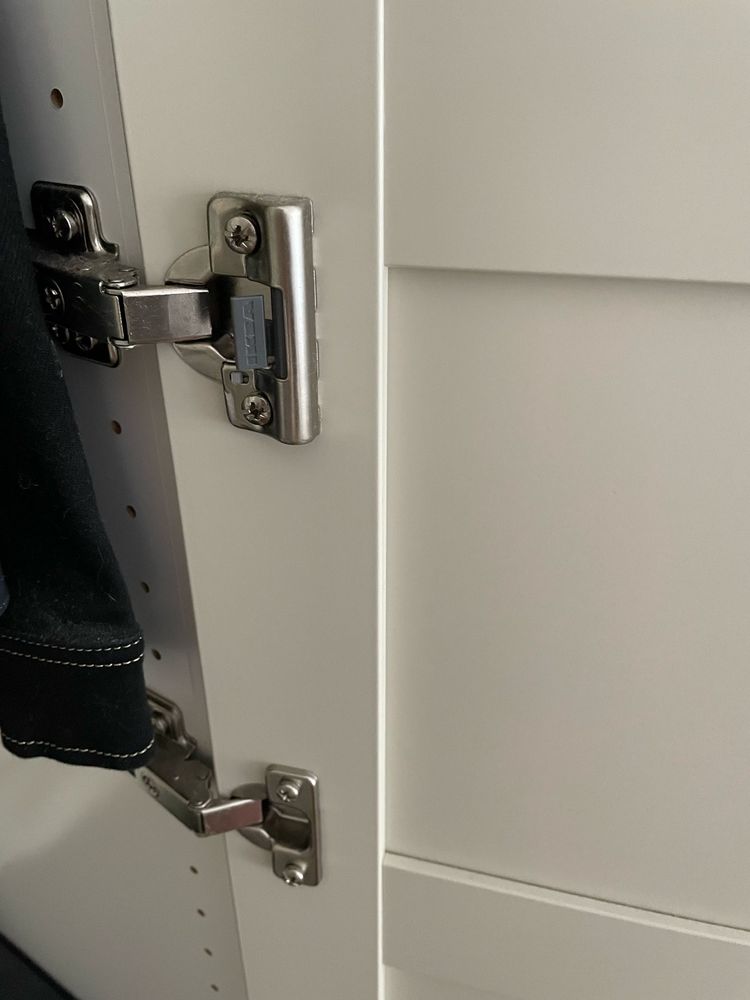 Roupeiro ikea como novo