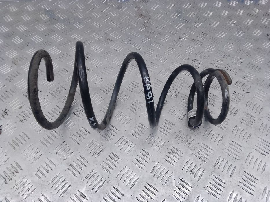 Пружина задней подвески левая/правая 4823106720 для Toyota Camry XV50