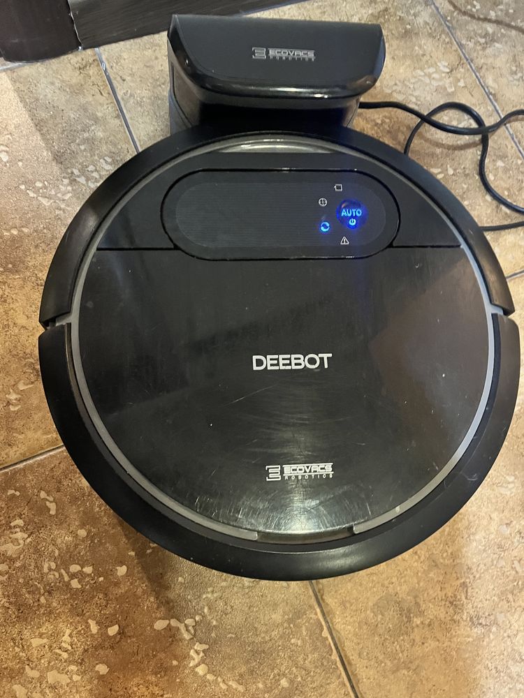 На запчастини робот пилосос deebot dn78