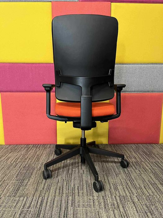 Fotel biurowy obrotowy Steelcase 32 Seconds okazja!