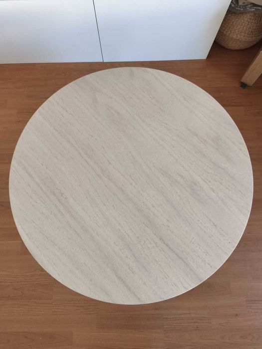 Mesa de centro JAKOBSFORS (IKEA) – diâmetro 80 cm, carvalho folheado