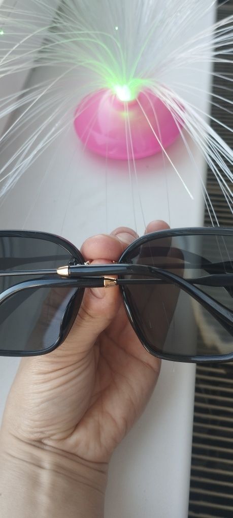 Окуляри,очки від сонця, сонцезахисні окуляри.