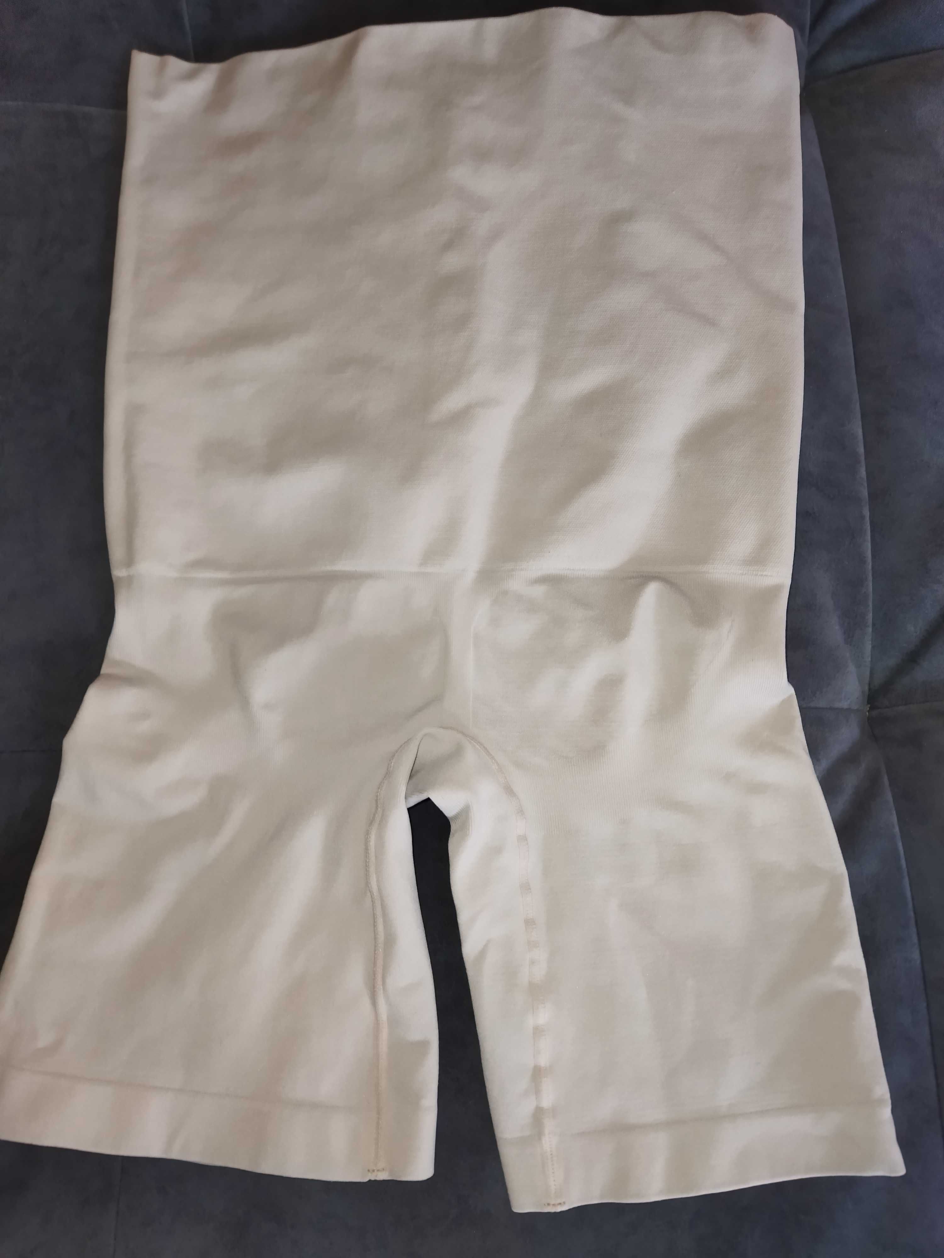 Панталони шорти труси безшовні з утяжкою живота C&A розмір М