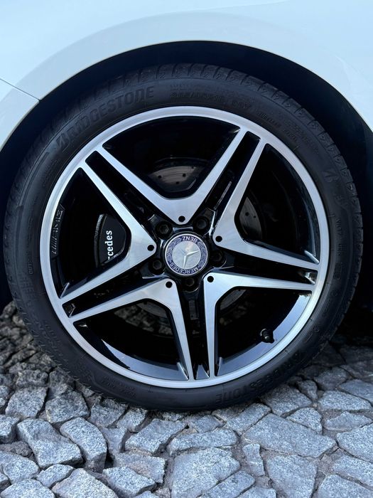 Mercedes-Benz A180